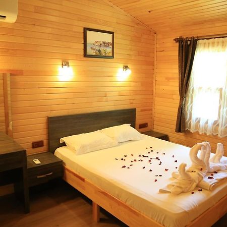 Tunays Pansiyon Bed & Breakfast ชิลารึ ภายนอก รูปภาพ