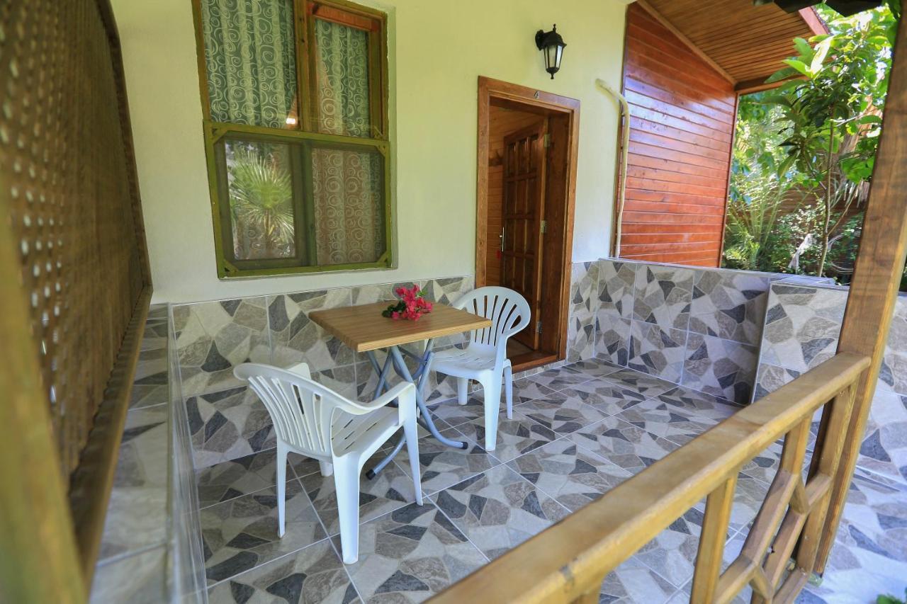 Tunays Pansiyon Bed & Breakfast ชิลารึ ภายนอก รูปภาพ