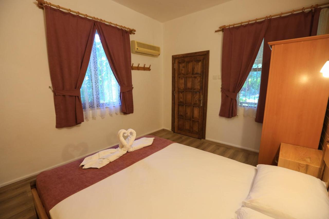 Tunays Pansiyon Bed & Breakfast ชิลารึ ภายนอก รูปภาพ